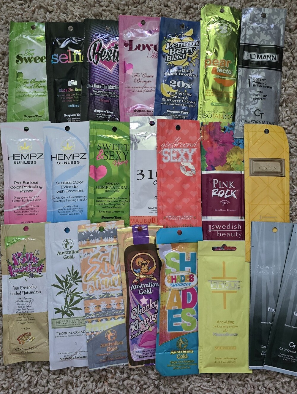 New! Variety Of Indoor Tanning Lotion Packets - 22 Packets